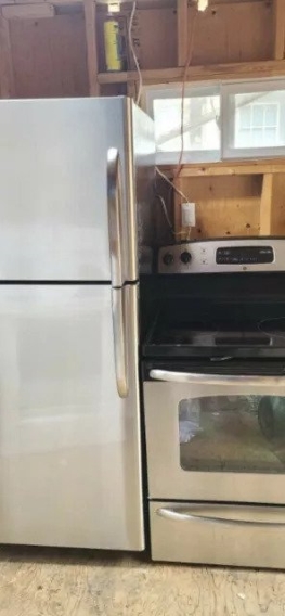 He stainless steel fridge electric stove set