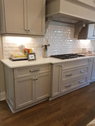 Paint Oak Kitchen Cabinets with Cottage Paint