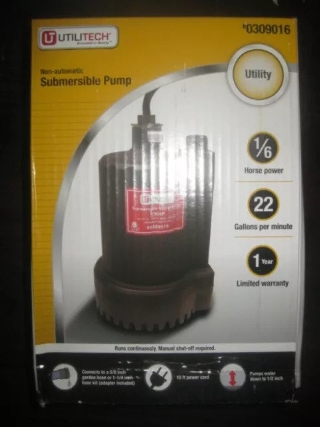 Utilitech 1/6 HP submersible utility Pool Pump. 22 G/Min. Drain