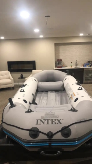 Intex Mariner 4 Inflatable Fishing Boat