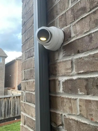 SECURITY CAMERA WITH PROFESSIONAL WIRING